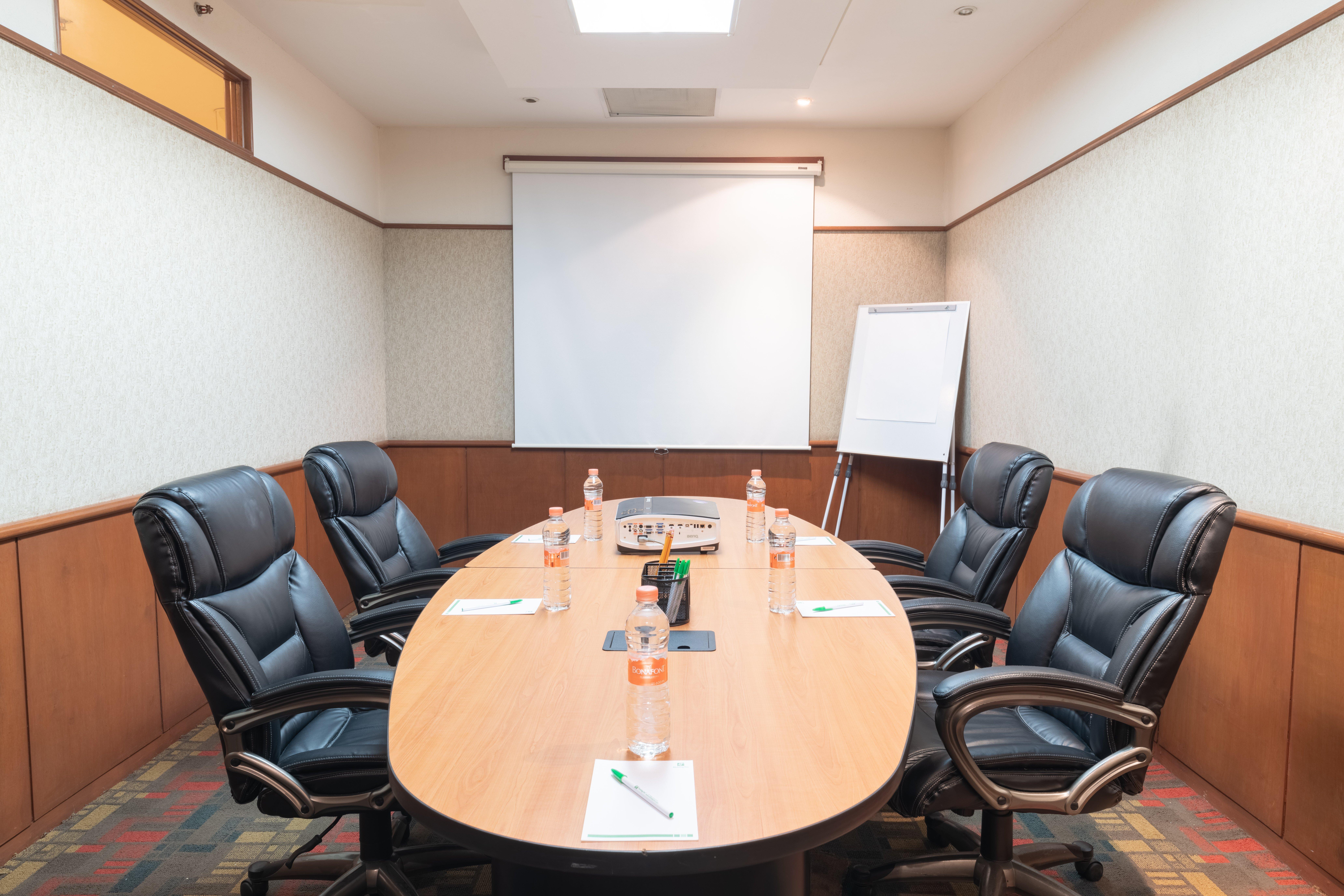 Holiday Inn Guadalajara Expo Plaza Del Sol By Ihg Zapopan Exterior photo