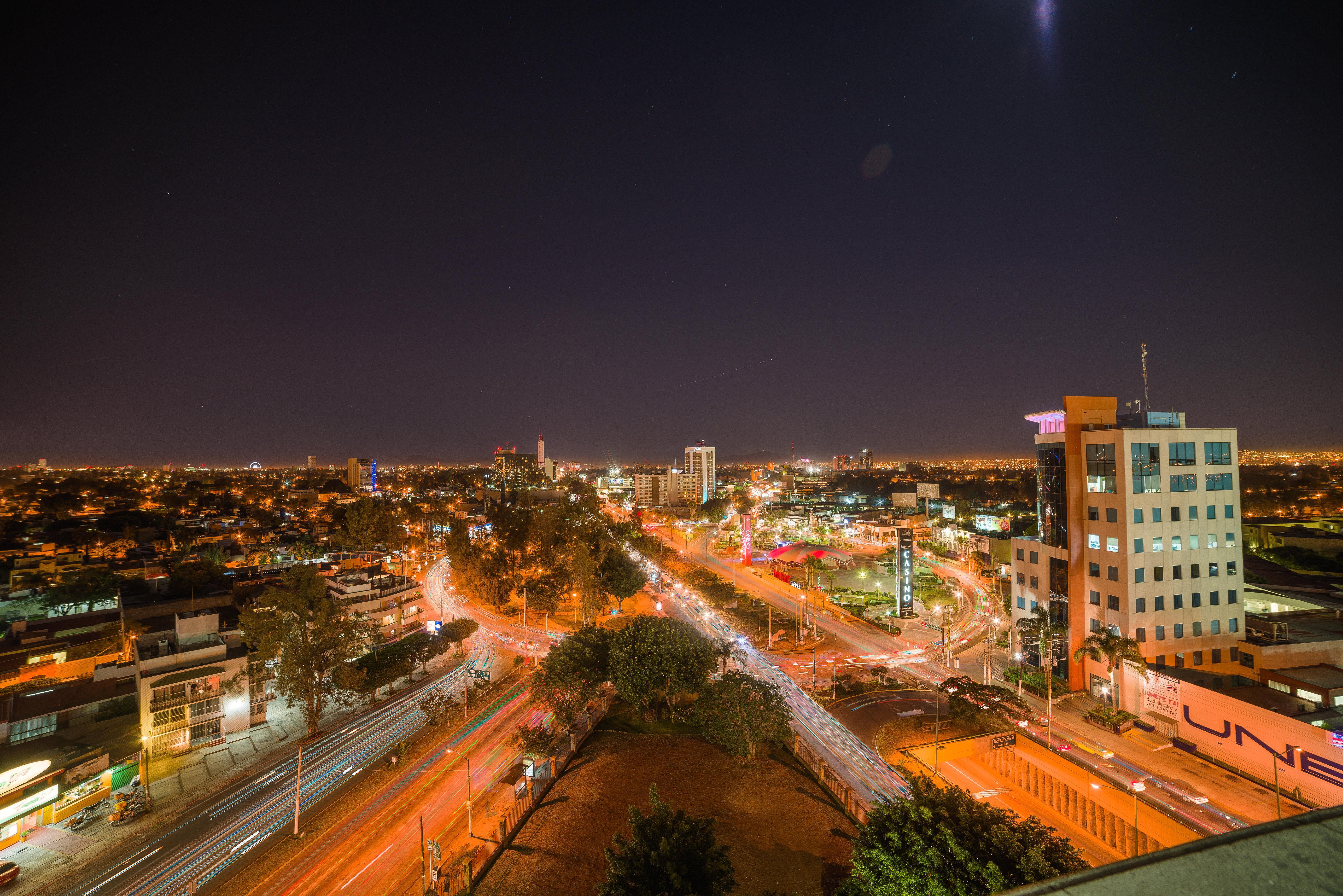 Holiday Inn Guadalajara Expo Plaza Del Sol By Ihg Zapopan Exterior photo