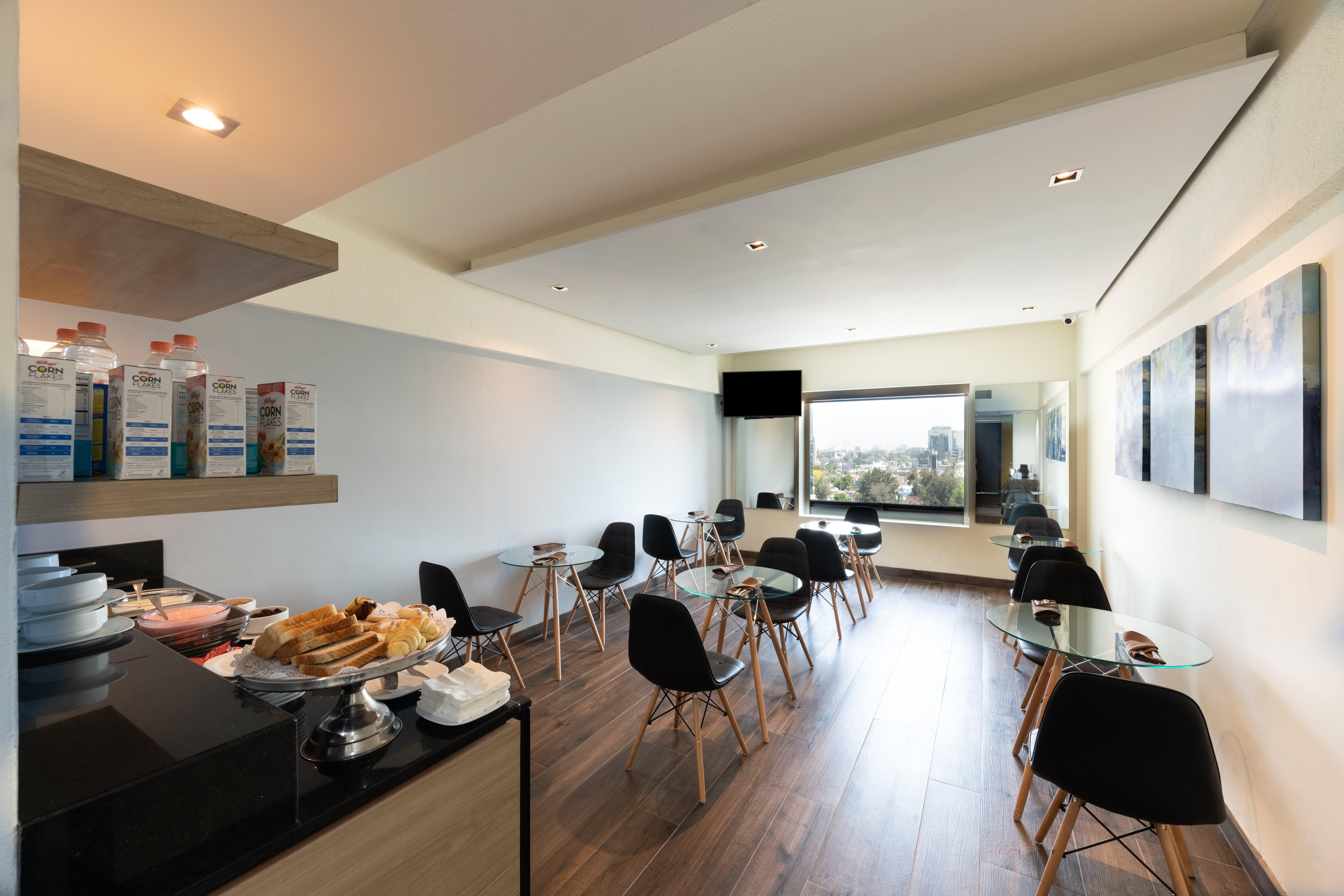 Holiday Inn Guadalajara Expo Plaza Del Sol By Ihg Zapopan Room photo